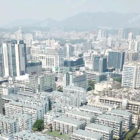 福州东南眼科医院是三甲吗还是私立的？