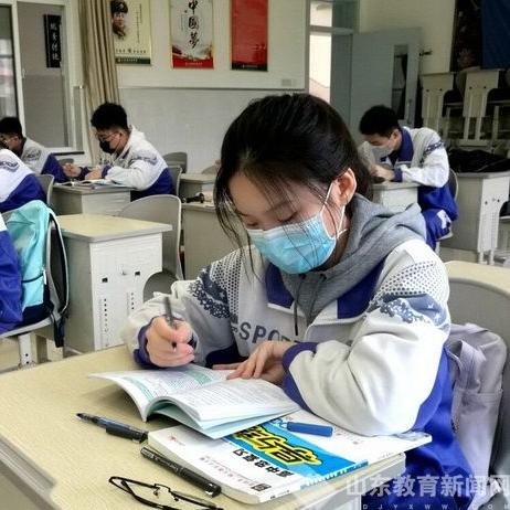 济南大学走读生分数相关长尾关键词有哪些