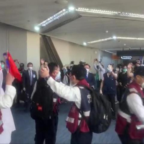 马尼拉飞厦门航班查询的相关长尾关键词有哪些