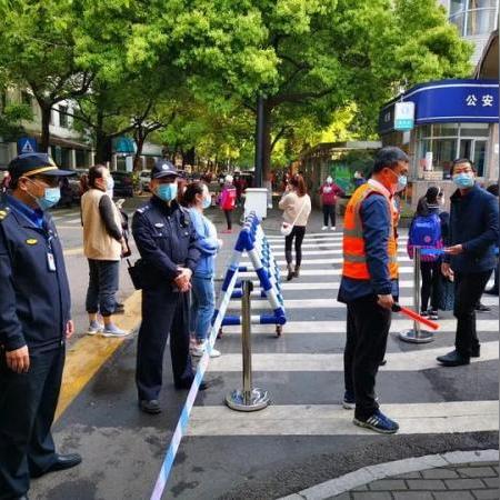 杭州本地车牌限行么？