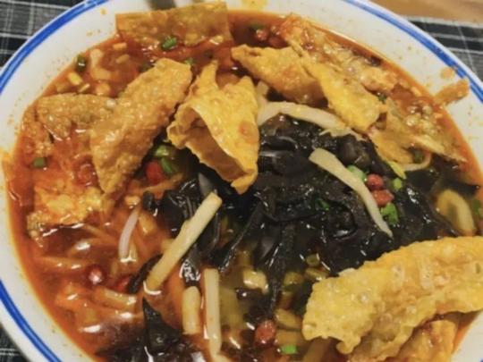 如果想念有香味，那一定是油泼面螺蛳粉羊肉烩面丨寻味