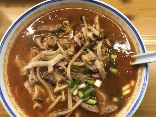 如果想念有香味，那一定是油泼面螺蛳粉羊肉烩面丨寻味