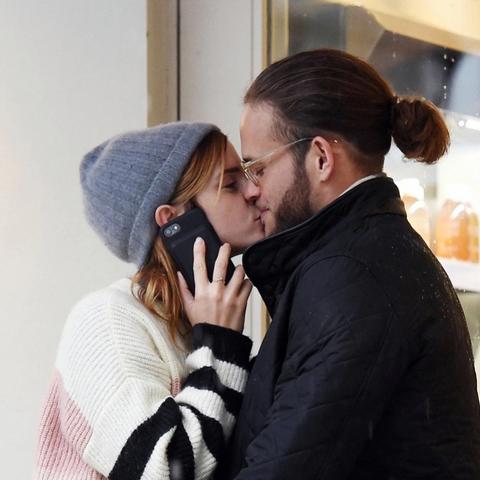 艾玛沃特森facebook账号 相关的长尾关键词有哪些 