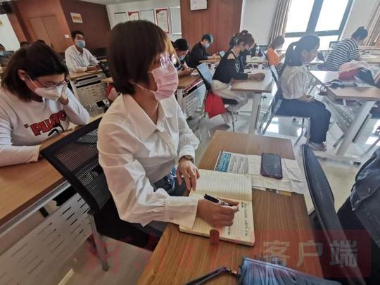 农村青年如何快速变身“网红直播”？看这个驻村工作队怎样放大招