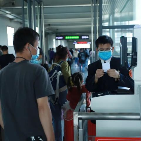 桂林站开车前多久进站相关长尾关键词有哪些
