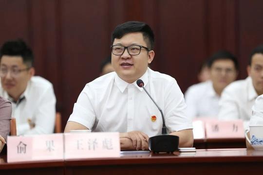 区委书记寄语富阳广大青年：争做时代弄潮儿，在推动富阳转型发展中谱写青春华章