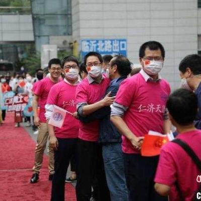 武汉城管在抗击新型肺炎的战疫期间，都有哪些英雄人物先进事迹？