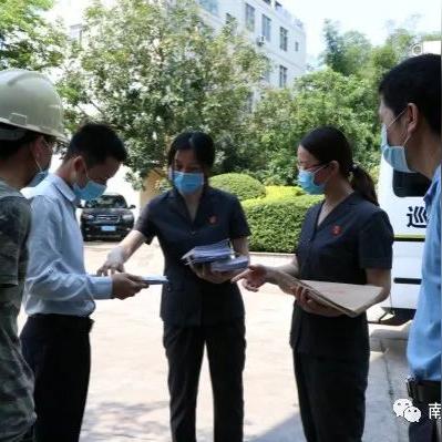 顾桂林是红脸王吗？