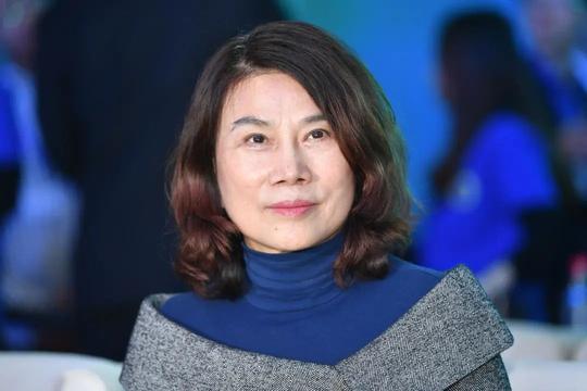 3小时快手直播带货成交3亿元，董明珠也要成为“带货女王”