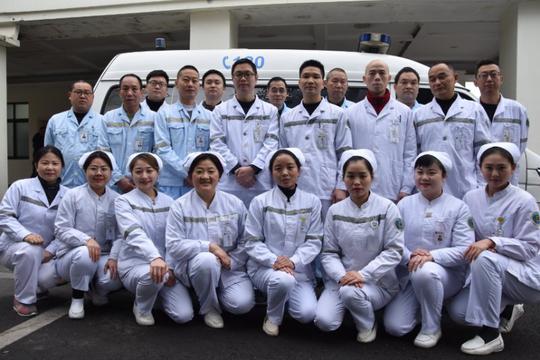 今天国际护士节，向青羊区新时代最可爱的“白衣天使”们致敬
