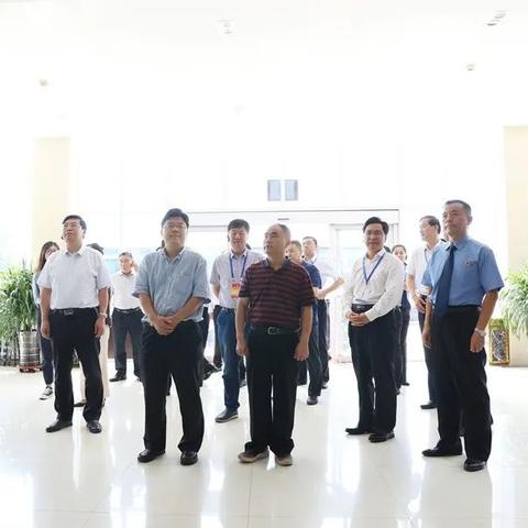 东营籍足球运动员的长尾关键词有什么