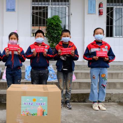 抖音海外电商黑五类真的赚钱吗 相关的长尾关键词是那些 