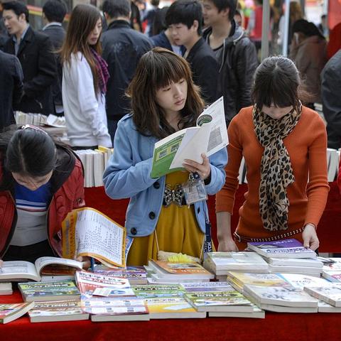 东莞市哪里摆地摊多一点