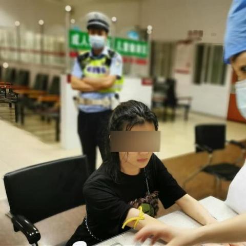 广西桂林奔驰酒驾事件相关长尾关键词有哪些