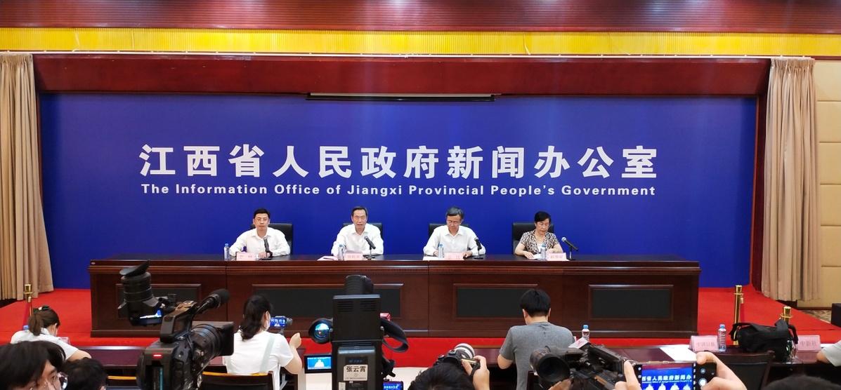 31省新增确诊107例
, 31省新增确诊107例
,