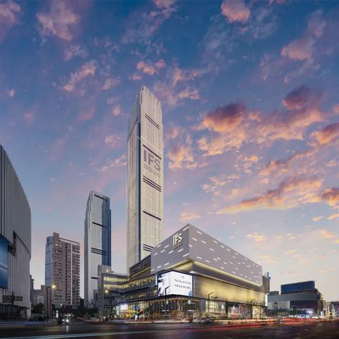 长沙ifs上面两个娃娃叫什么？