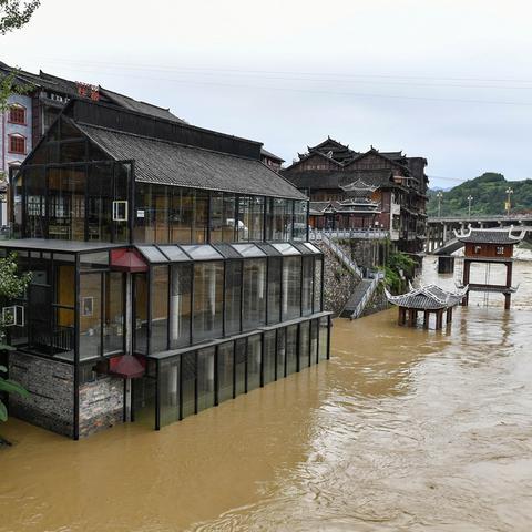 为什么湖南贵州下雨多