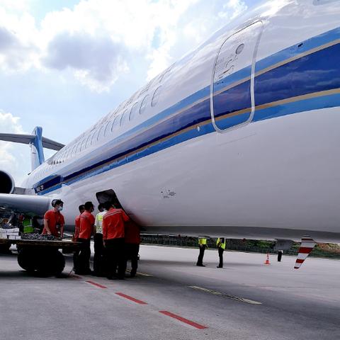 广州白云机场到白云区怎么走？