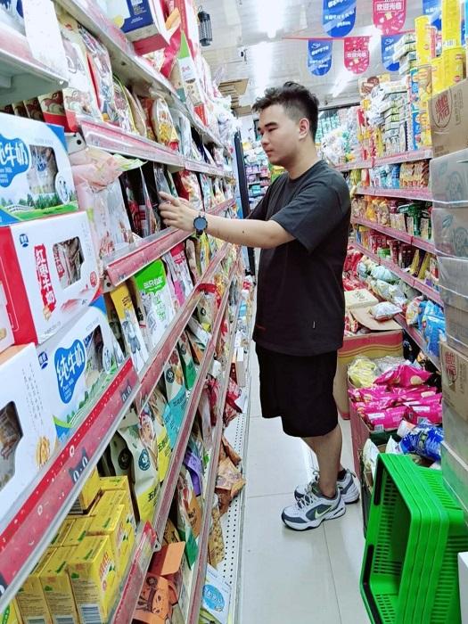 大学生创业“新小店”日营业额2万元三年买房买车