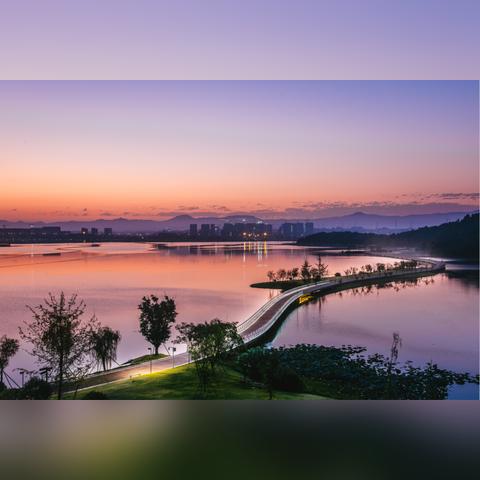 五行缺水怎么补救佩戴什么(五行里面缺水的人应该要带什么)