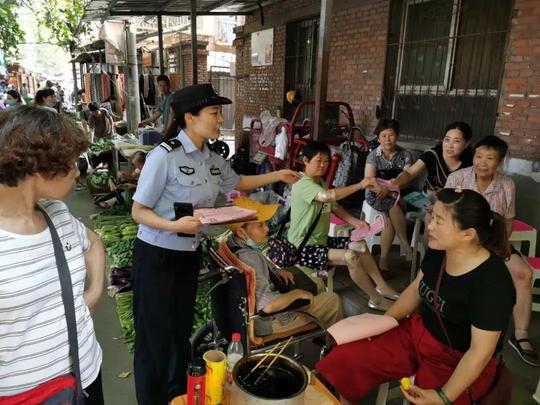 安康汉滨公安：反诈宣传多样化反诈民警赢民心
