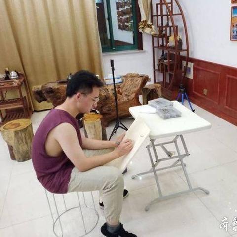 济南市高中统考多少人