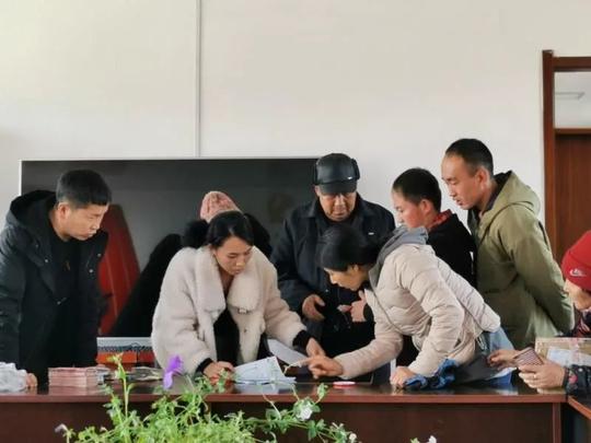 【巾帼奋进群芳谱】返乡创业大学生打造“互联网+扶贫”模式