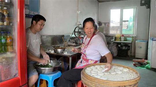 小葱饼做“大文章”，永泰这对青年夫妇返乡创业奔小康