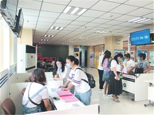 邢台市千方百计帮助高校毕业生就业创业