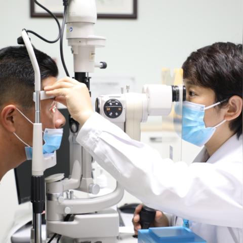 西安飞秒近视手术价格相关长尾关键词有哪些