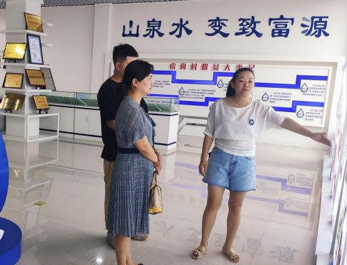 市人才交流中心主任郝兰到荥调研优秀创业项目企业