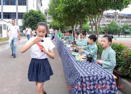 全球特等奖东阳这所学校《斗茶》短视频火了