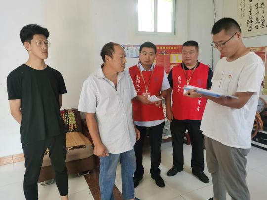 卧龙区团委：走访贫困学生宣传助学政策