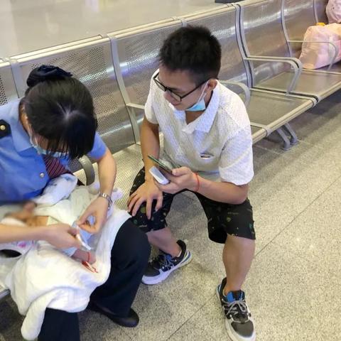 上海怎么坐火车去南宁市