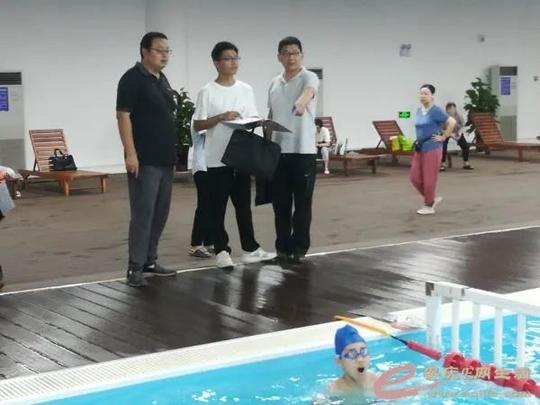 市教体局开展2020年高危体育项目经营场所（游泳）专项检查工作