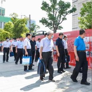 河南经贸数字媒体的相关长尾关键词有哪些