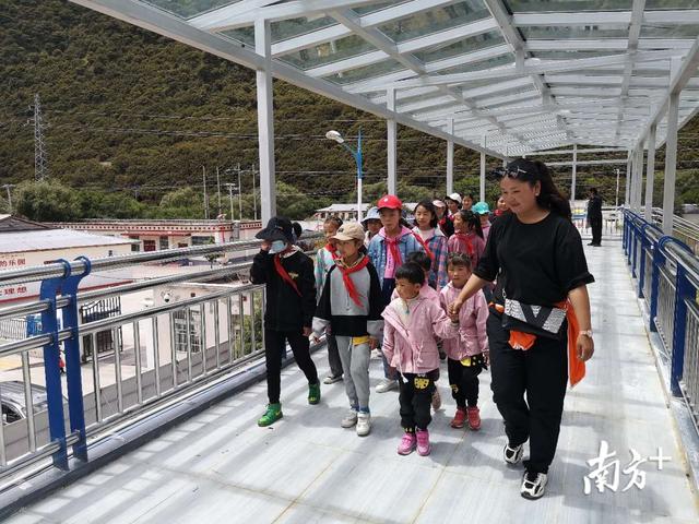 上班前怎么跟娃告别