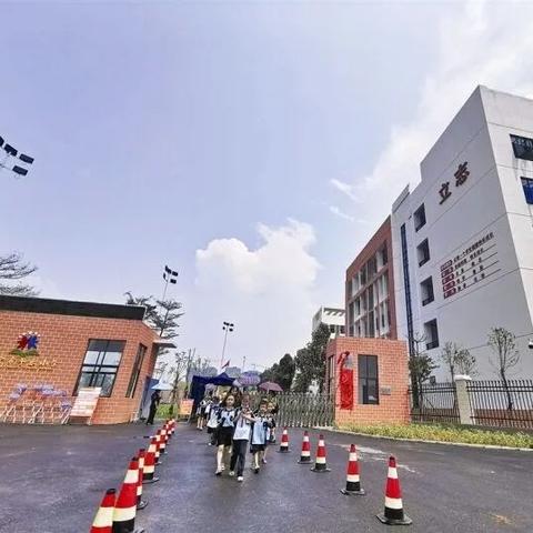 南宁市五象学校怎么样啊