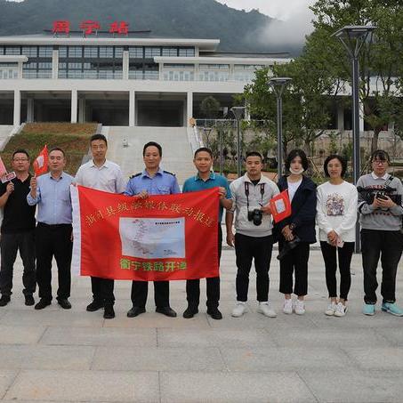 福建和湖南哪个海拔高些