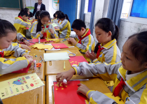 幼儿园中班喜迎国庆节活动方案2019