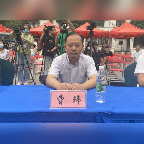 游戏平台（游戏平台，连接虚拟世界与现实生活的桥梁）