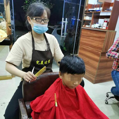 合肥市理发店交税多少啊