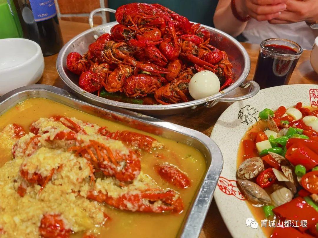 都江堰特色美食是什么（都江堰菌汤哪家好吃）