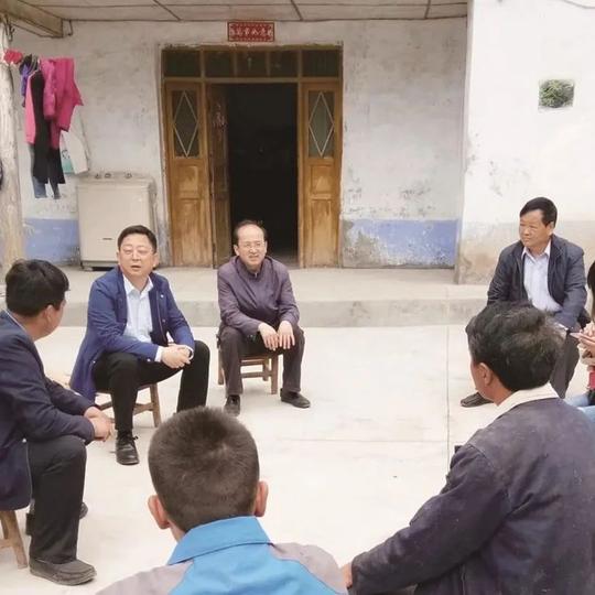 扶贫人物志①|攒劲的“强县”带领百姓走出扶贫新路