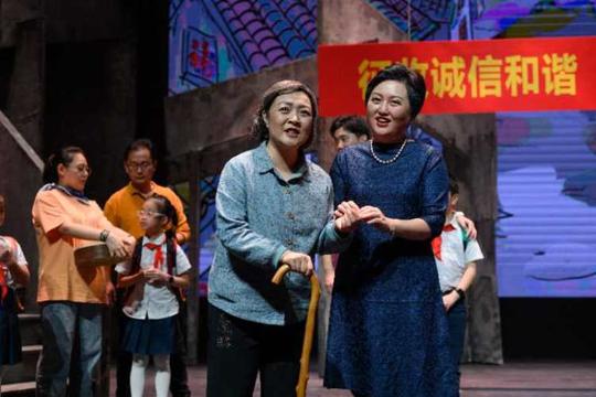 “没想到，阿拉旧改的故事搬上了舞台！”颛桥戏剧周，让老百姓演自己的故事
