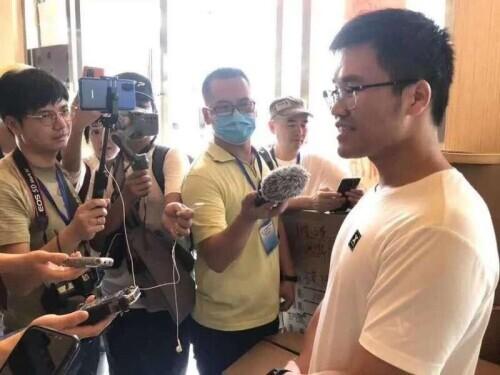 青年返乡创业激活贫困村
