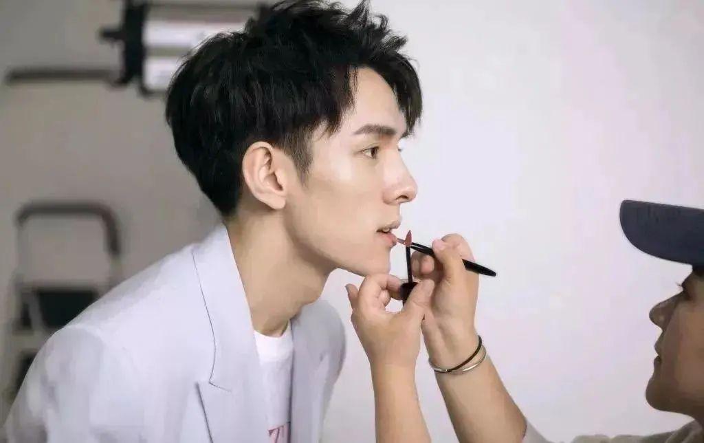 双11带货排行榜揭秘：品牌销量背后的实力大比拼