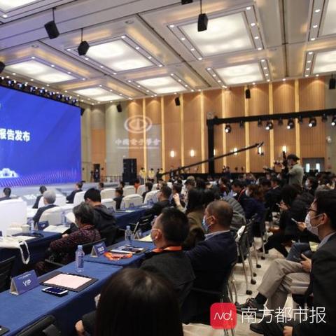 广东佛山儿童踢足球比赛的长尾关键词有哪些