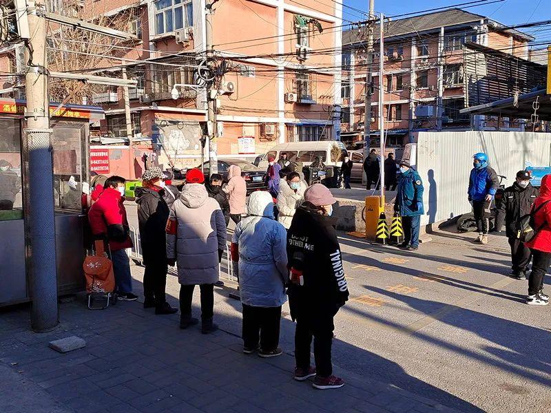 严控高风险人员离京
 （严控高风险人员离京w）