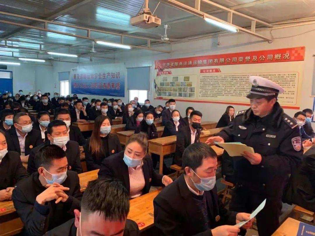 信号灯生产企业做LED灯具的一般通过哪些平台找客户